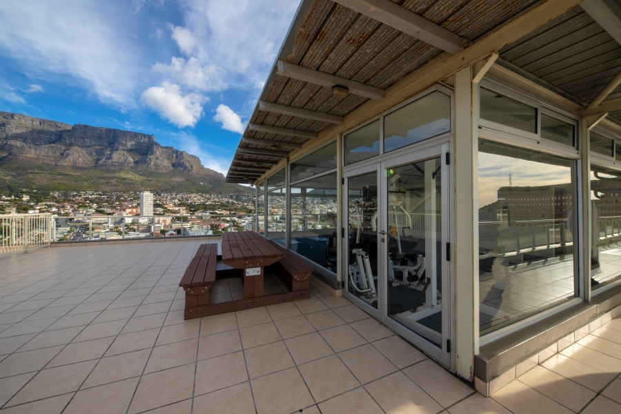 2 Bedroom Property for Sale in Cape Town City Centre Western Cape